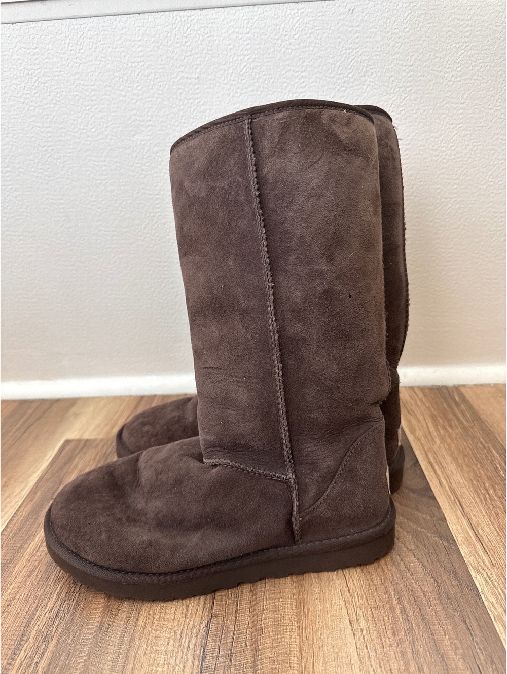 UGG Classic Tall Chocolate Brown Sheepskin Boots Women’s Size 8